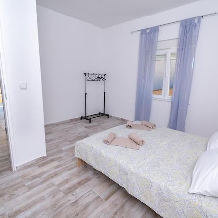 Apartmani Ajp Posedarje Exterior photo